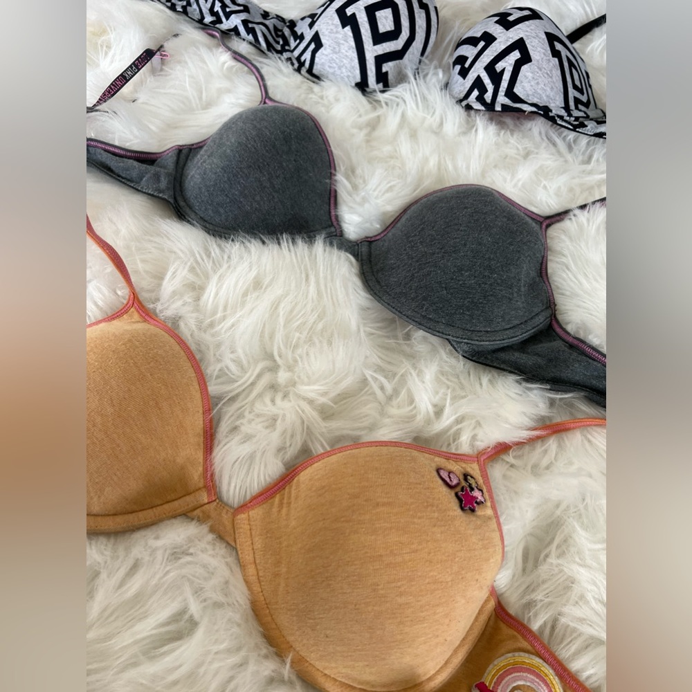 ***SOLD*** 3 Victoria’s Secret Bras